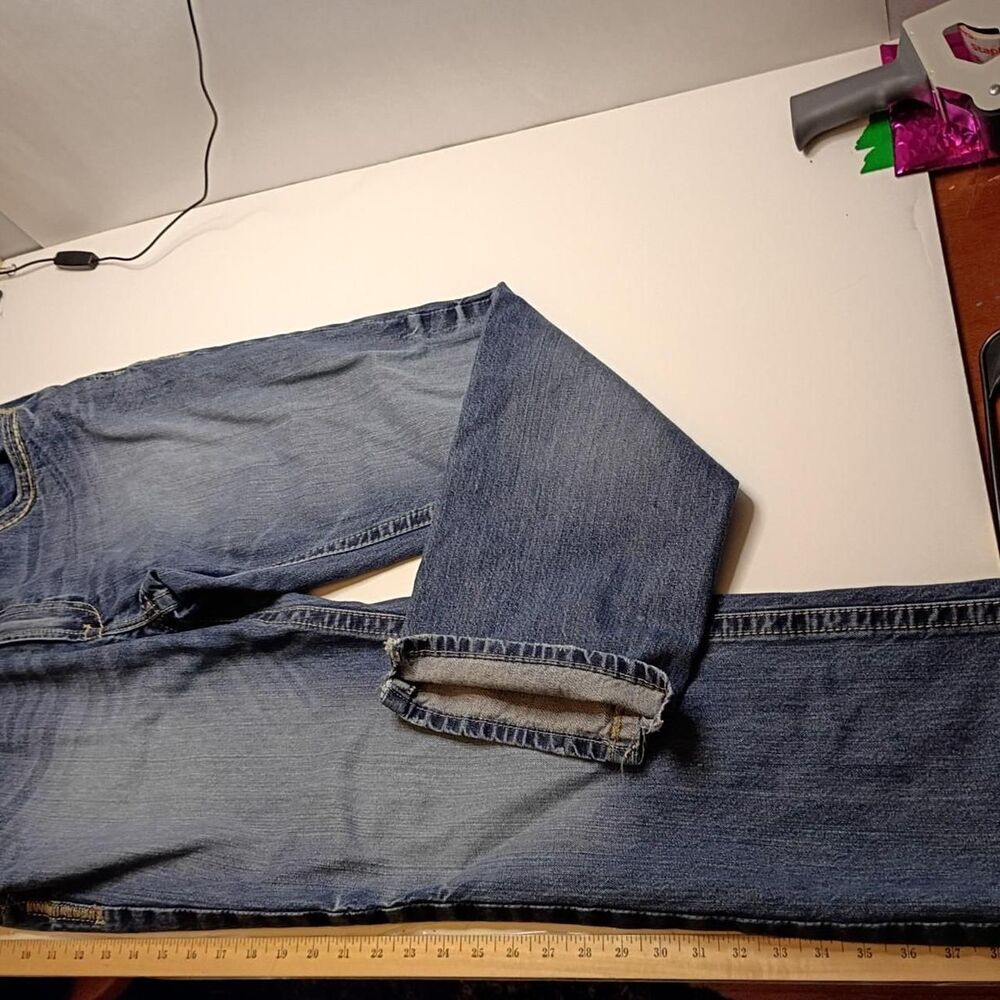Ariat Men's Blue and Navy Jeans